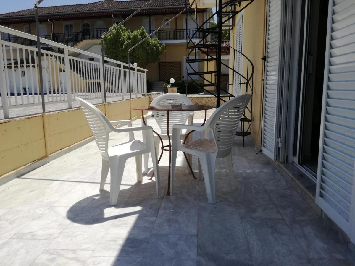 Panagiotis I & II Stds And Apts Planos Exterior foto